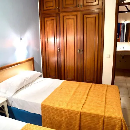 Apartment One Bedroom, Beach, Shared Pool In Tenerife South